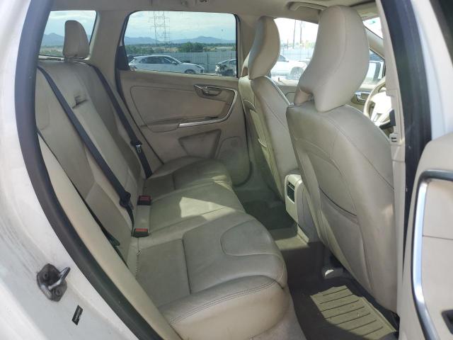 2015 VOLVO XC60 T5 PR YV440MDKXF2706441