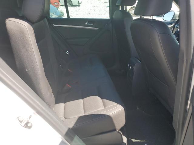 2016 VOLKSWAGEN TIGUAN S WVGBV7AX8GW053286