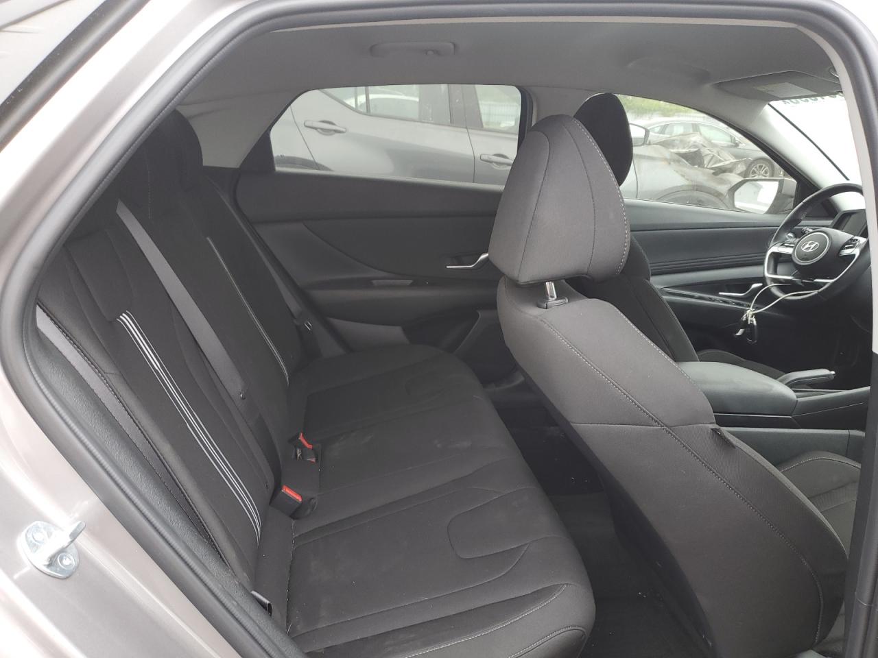 Hyundai Elantra se 2023