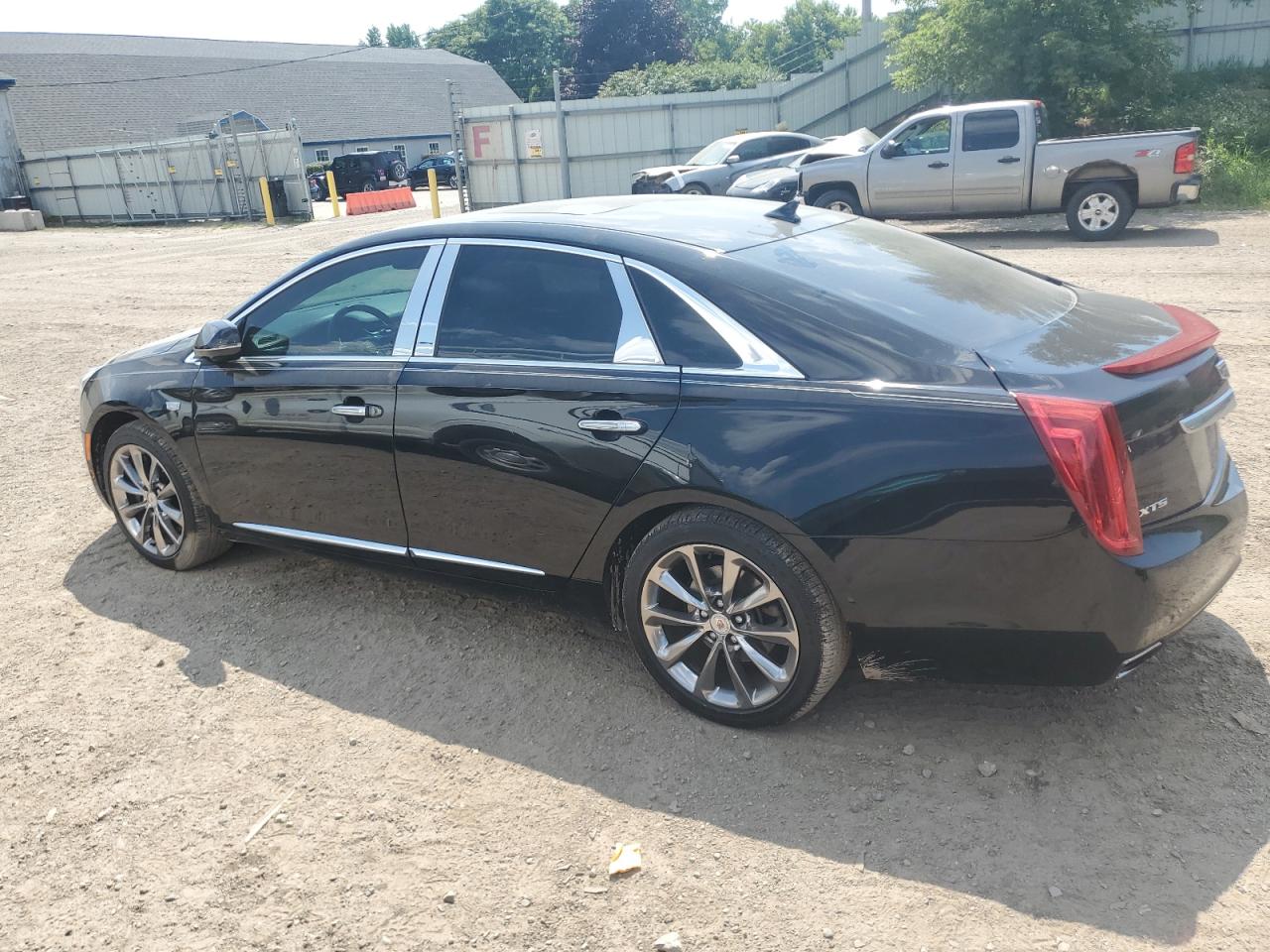 CADILLAC XTS LUXURY COLLECTION