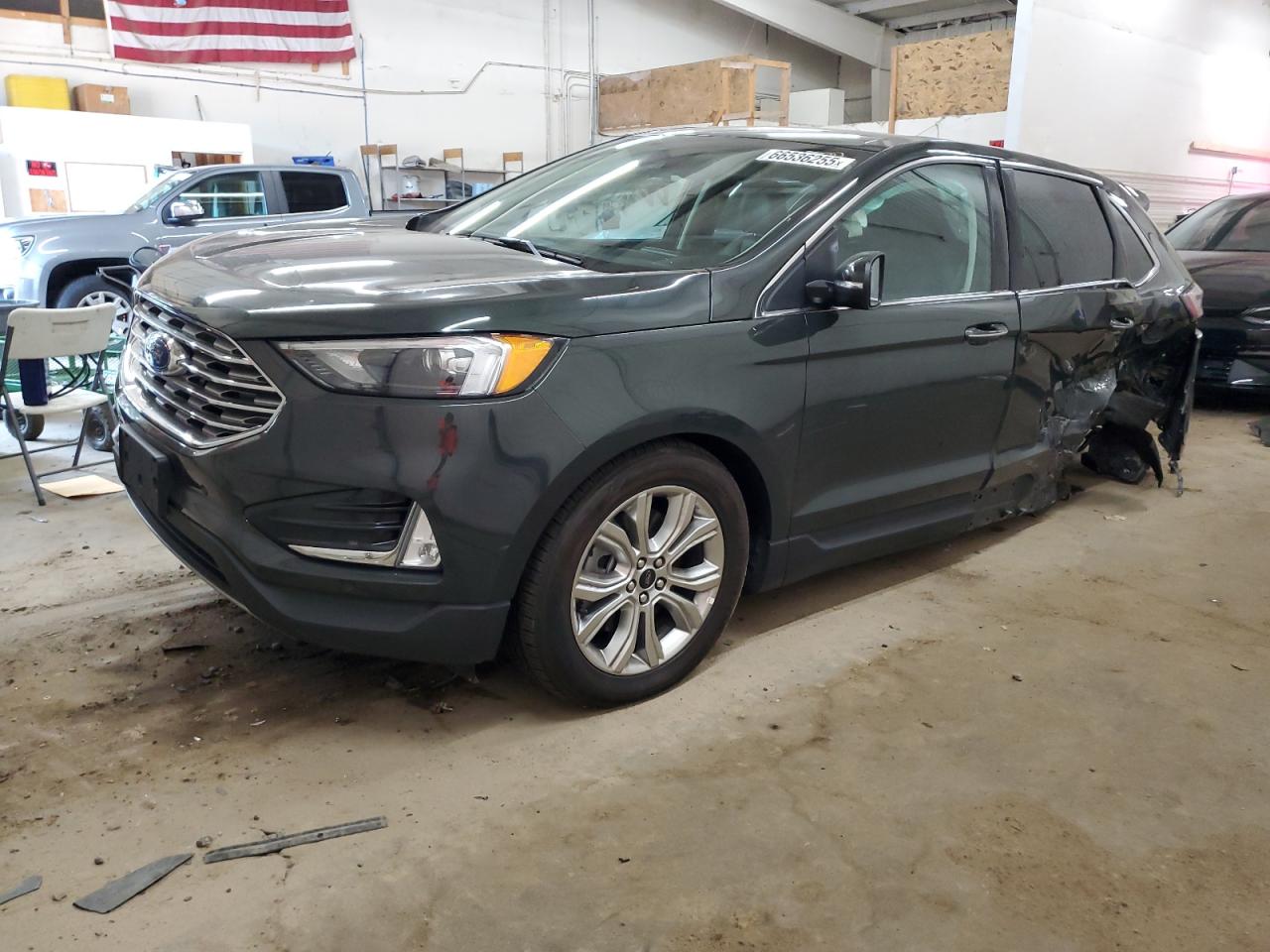 FORD EDGE TITANIUM