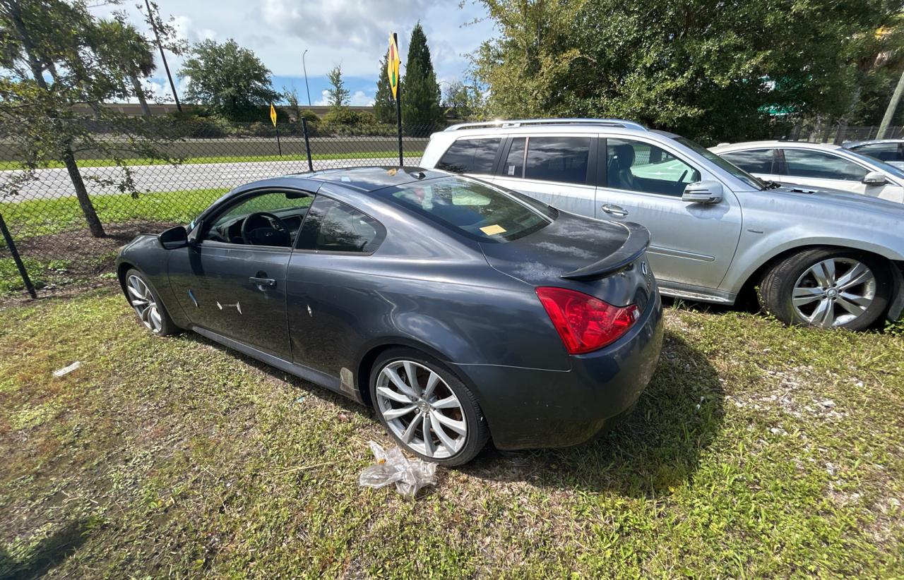 Infiniti G37 base 2008