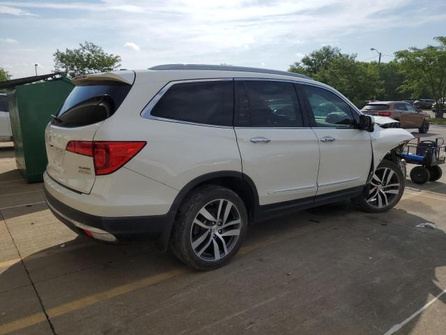 2018 HONDA PILOT TOUR 5FNYF6H96JB070435