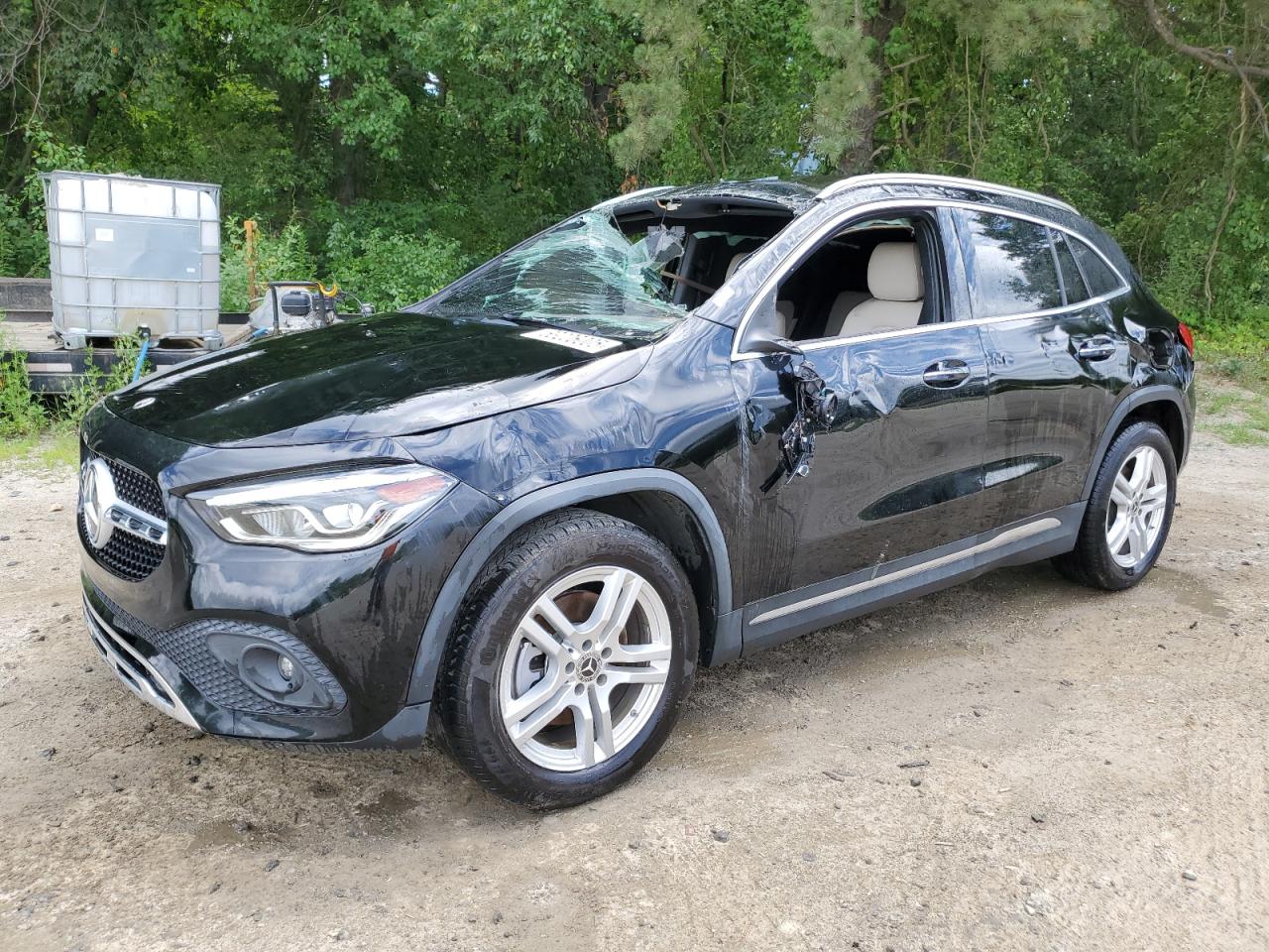 MERCEDES-BENZ GLA-CLASS 250 4MATIC