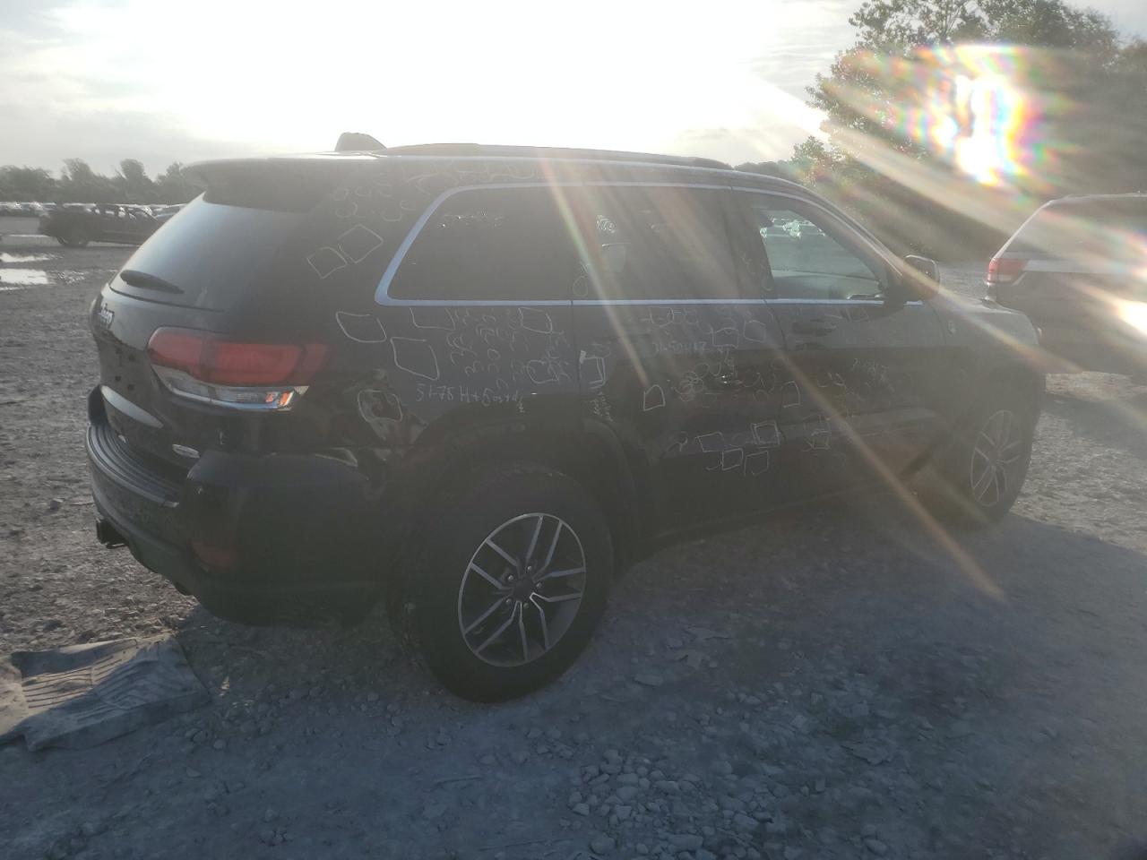 JEEP GRAND CHEROKEE LAREDO