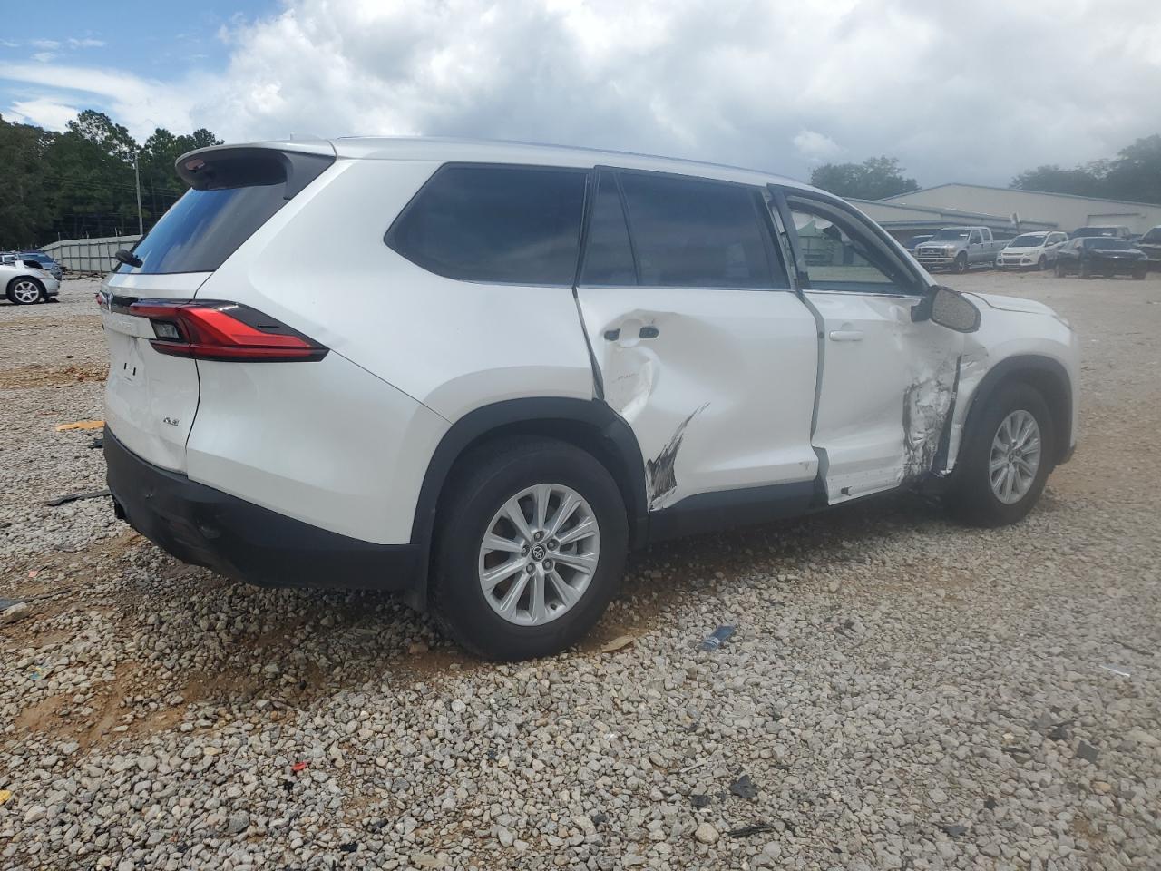 TOYOTA HIGHLANDER XLE