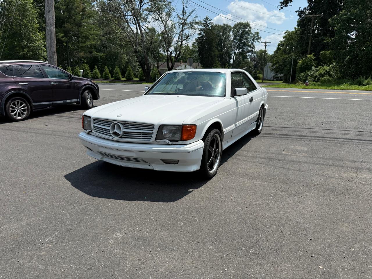  Salvage Mercedes-Benz 500-Class