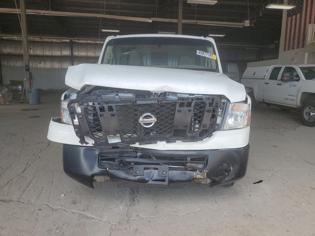 NISSAN NV2500 2500 S