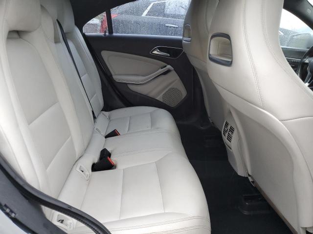2014 MERCEDES-BENZ CLA 250 - WDDSJ4EB3EN104103