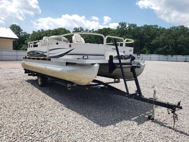 crestliner BOAT