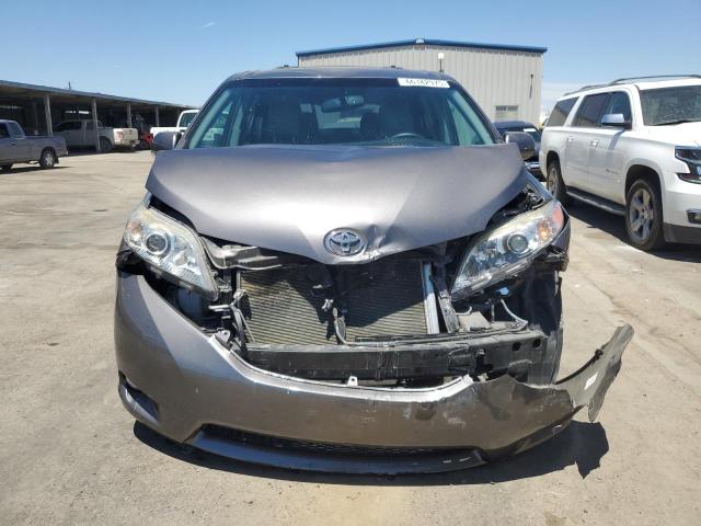 2016 TOYOTA SIENNA XLE 5TDYK3DC3GS754679
