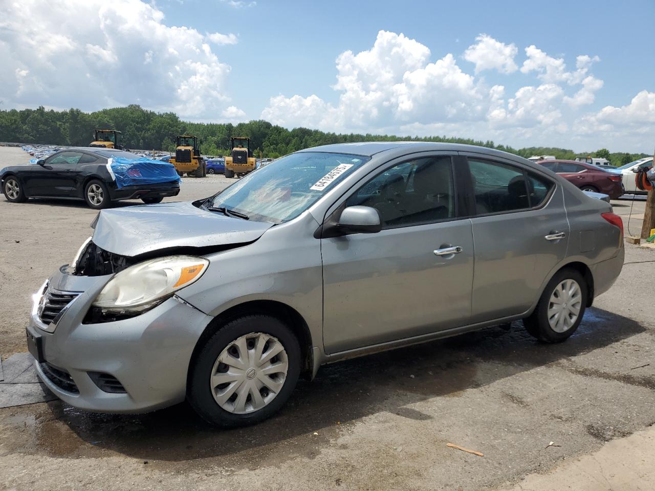 NISSAN VERSA S