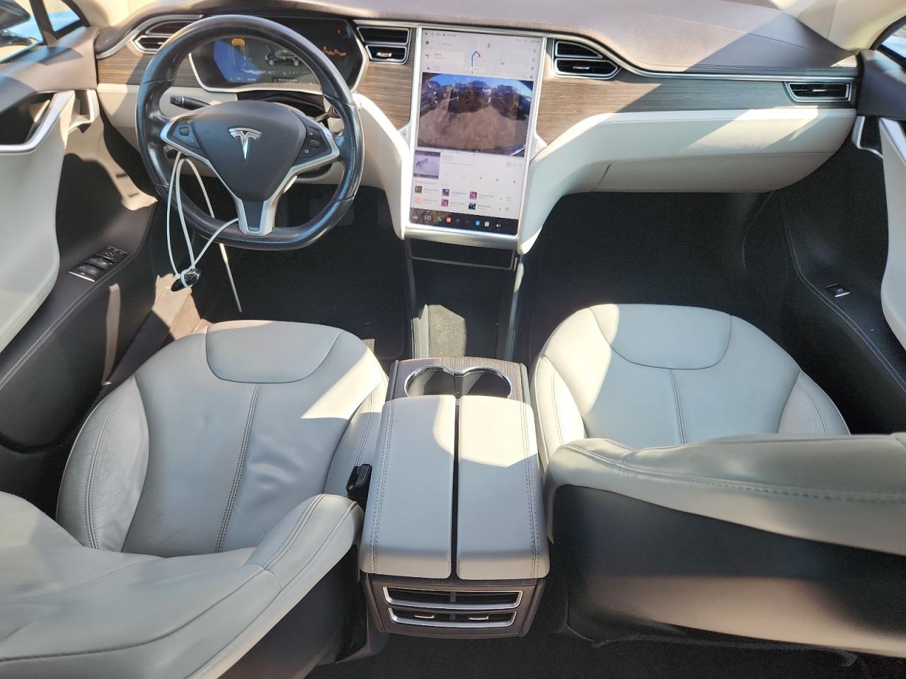 Tesla Model s 2014