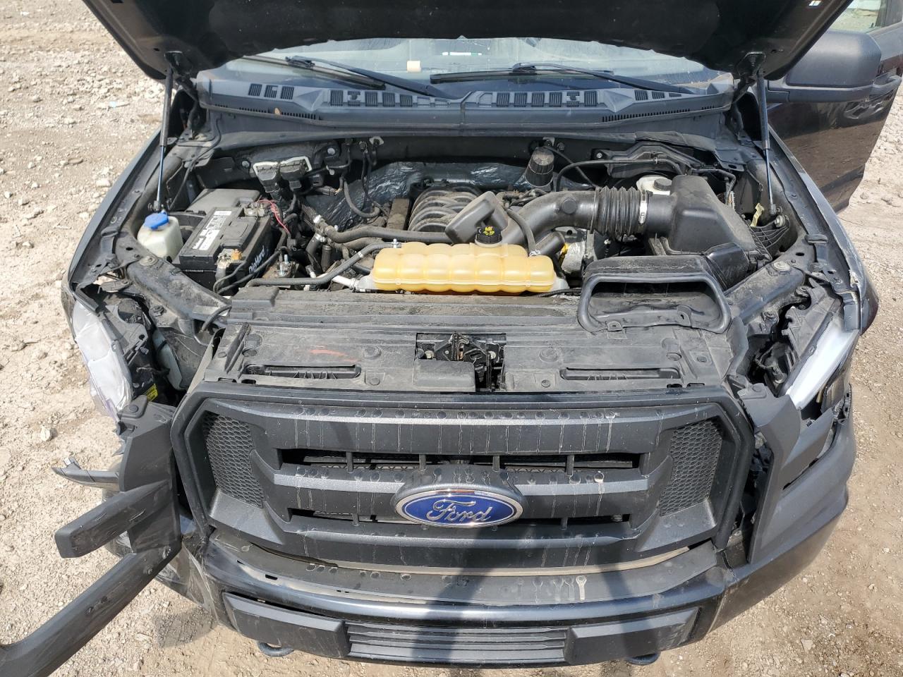 FORD F-150 SUPER CAB