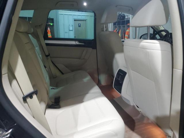2015 VOLKSWAGEN TOUAREG V6 - WVGEP9BP8FD001765