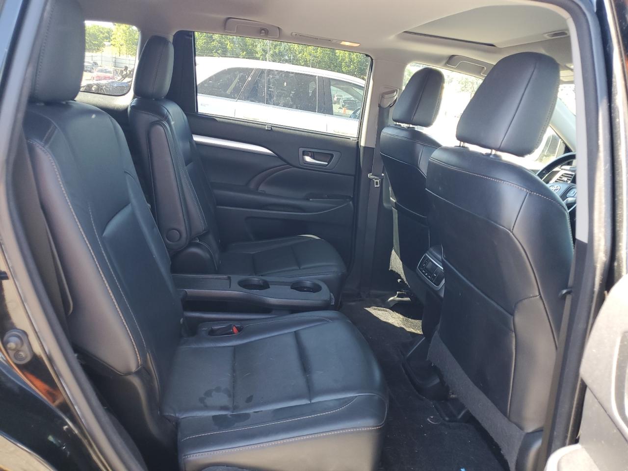 TOYOTA HIGHLANDER XLE