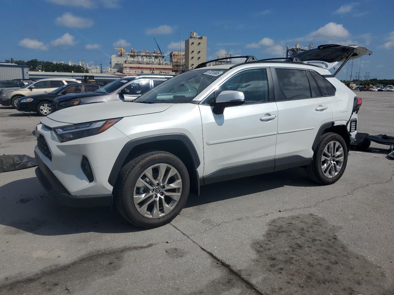 TOYOTA RAV4 XLE PREMIUM