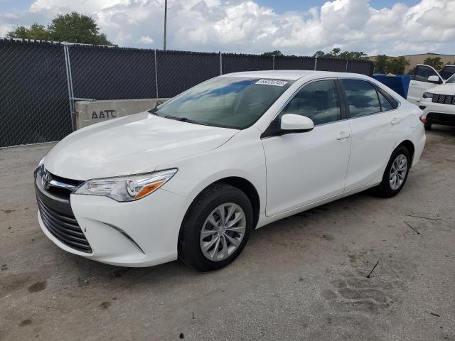 TOYOTA CAMRY LE 2017 white sedan 4d gas 4T1BF1FK5HU445808 photo #1