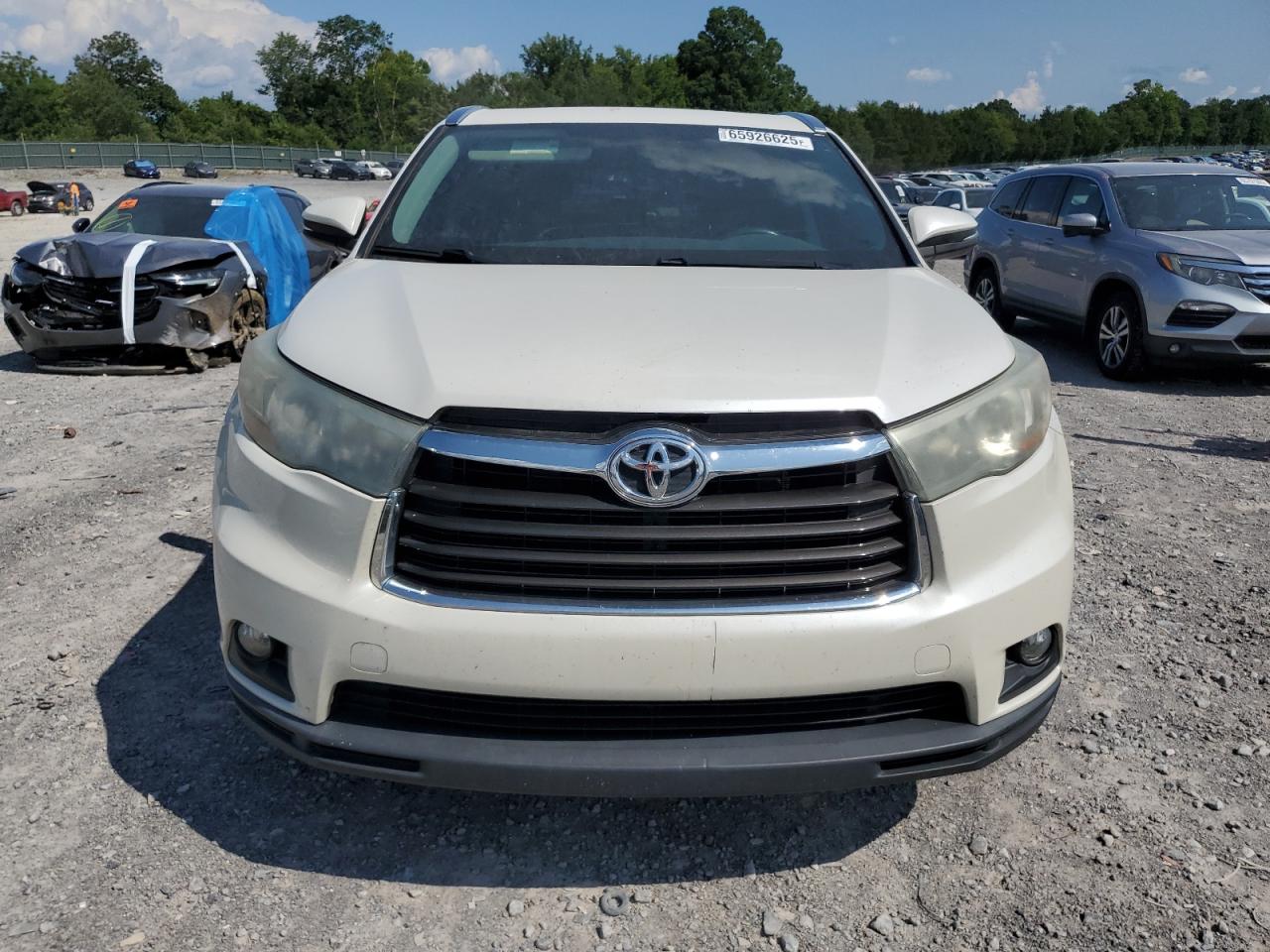 Lot #3301807346 2016 TOYOTA HIGHLANDER XLE