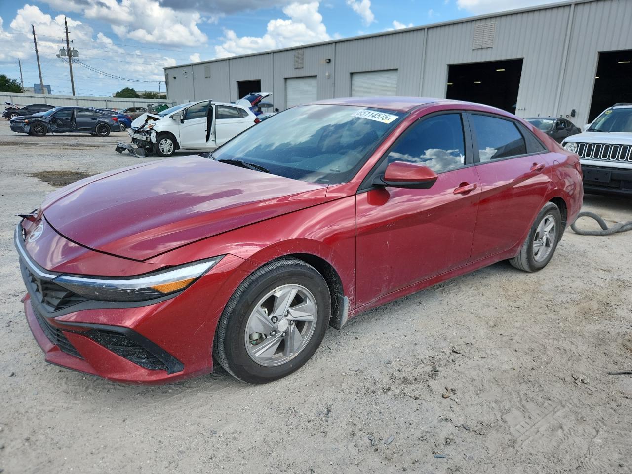 HYUNDAI ELANTRA SE