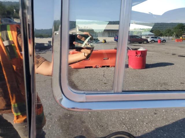 2017 JEEP WRANGLER U 1C4BJWEGXHL647286