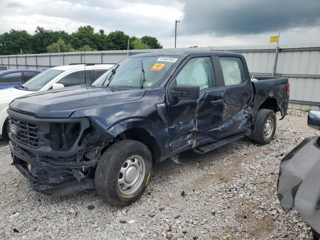 FORD F-150 XL