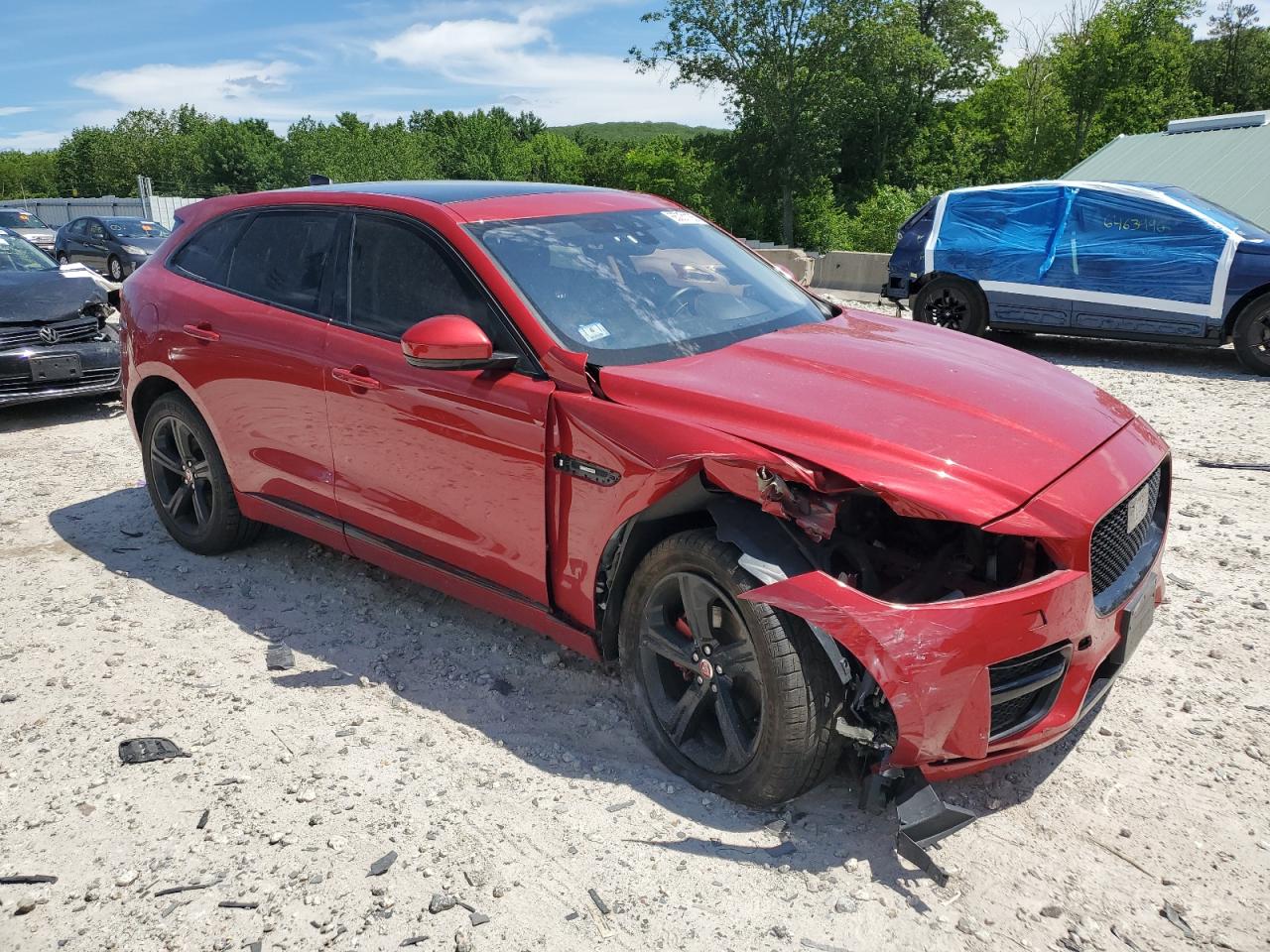 JAGUAR F-PACE R - SPORT