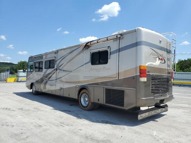 FREIGHTLINER CHASSIS X 2003 two tone  diesel 4UZAAHCY13CL10268 photo #4
