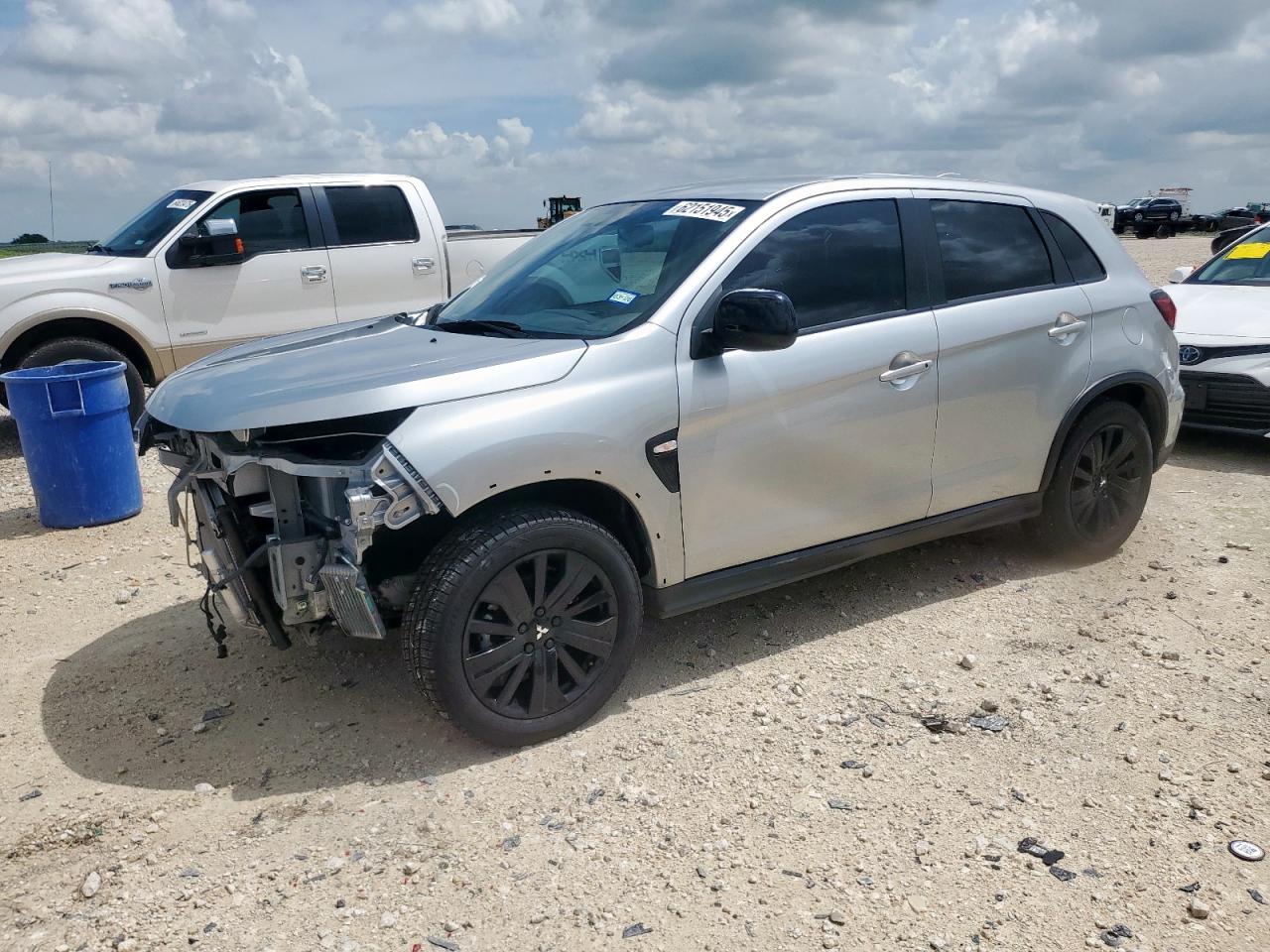 MITSUBISHI OUTLANDER S/SE