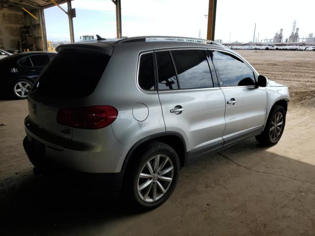 2017 VOLKSWAGEN TIGUAN WOL WVGSV7AX9HK002727