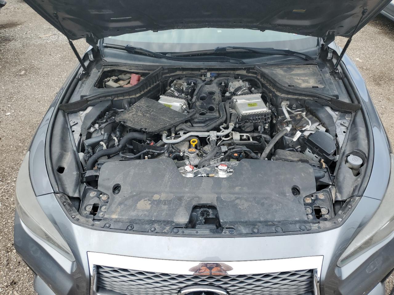 INFINITI Q50 RED SPORT 400