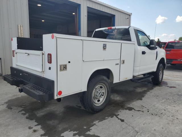 FORD F350 SUPER 2017 white  gas 1FDBF3B65HEC91339 photo #4