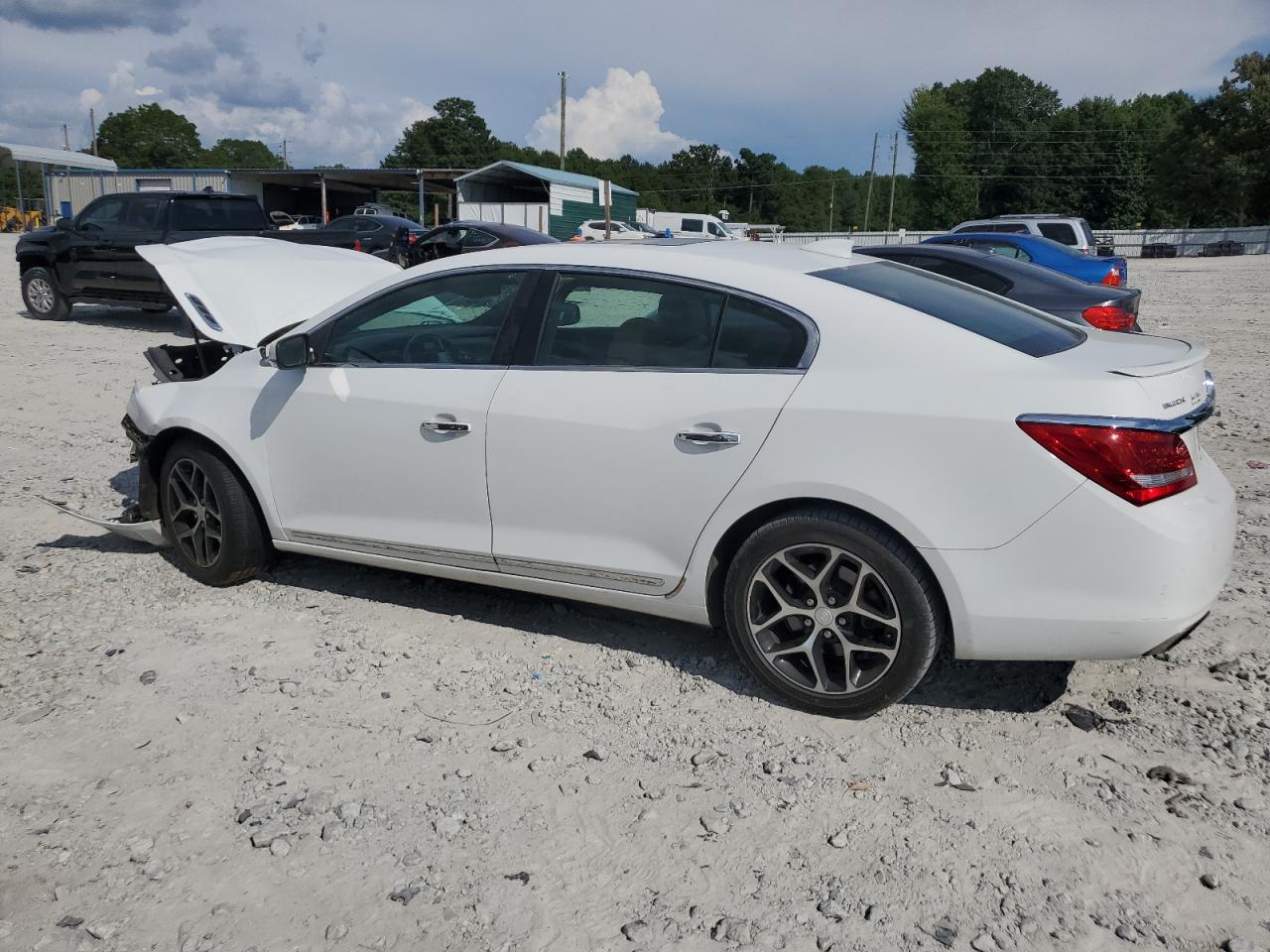 BUICK LACROSSE SPORT TOURING