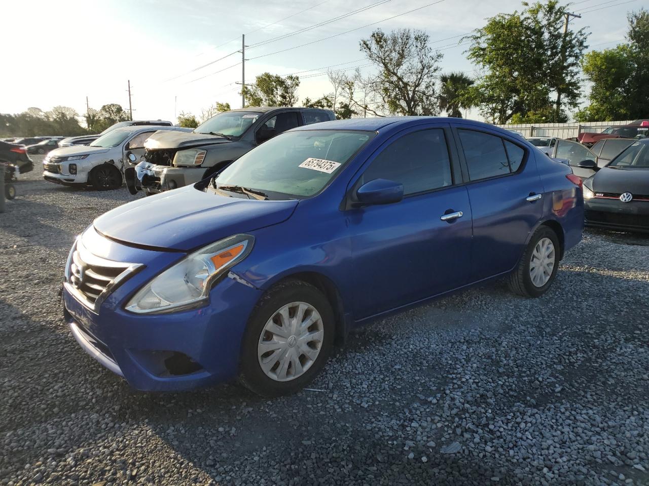 NISSAN VERSA S