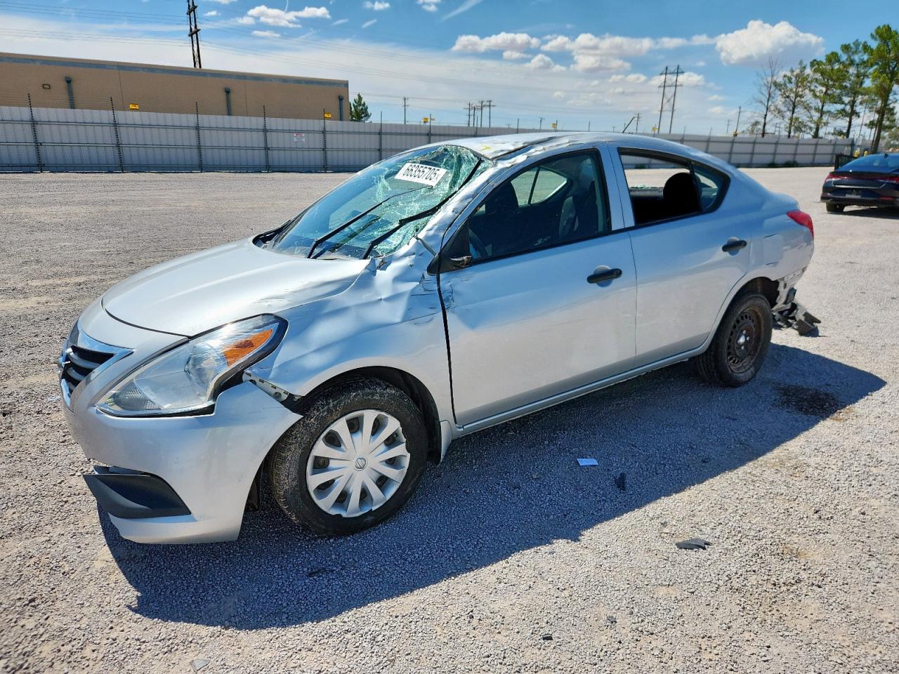 NISSAN VERSA S