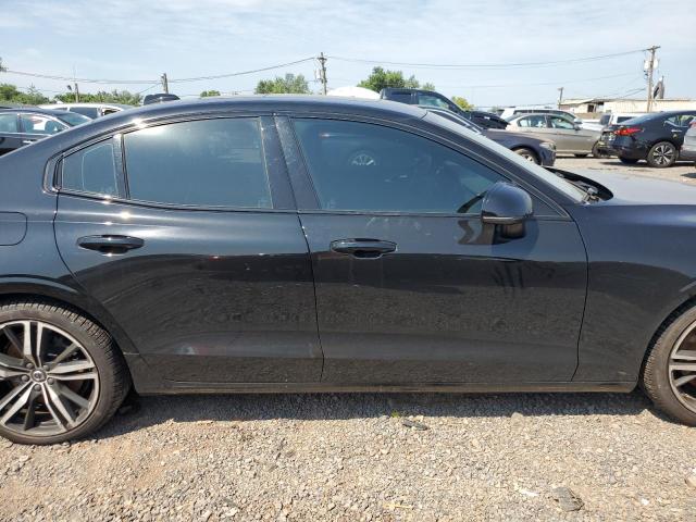2019 VOLVO S60 T6 R-D 7JRA22TM7KG013316