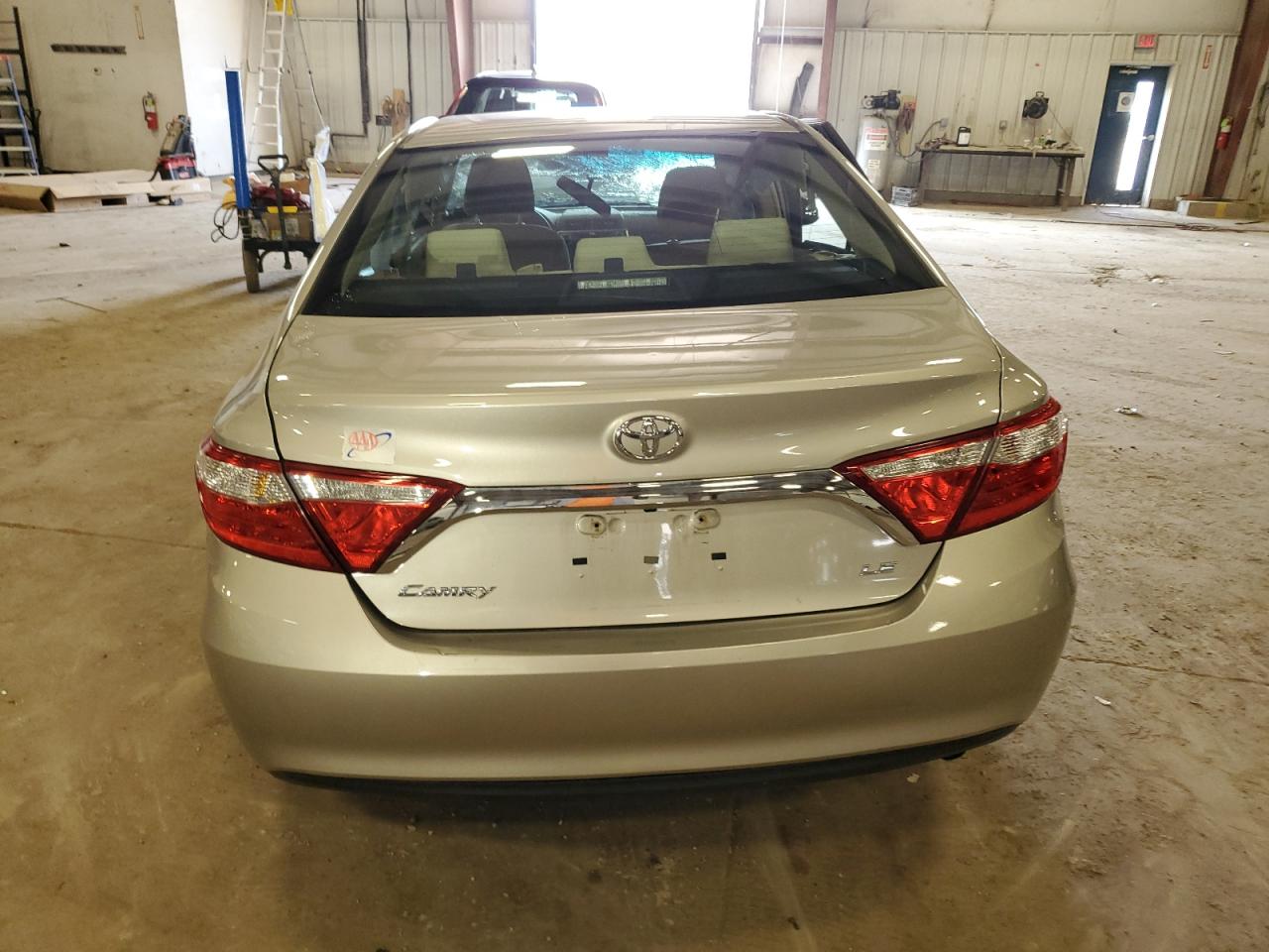 TOYOTA CAMRY LE