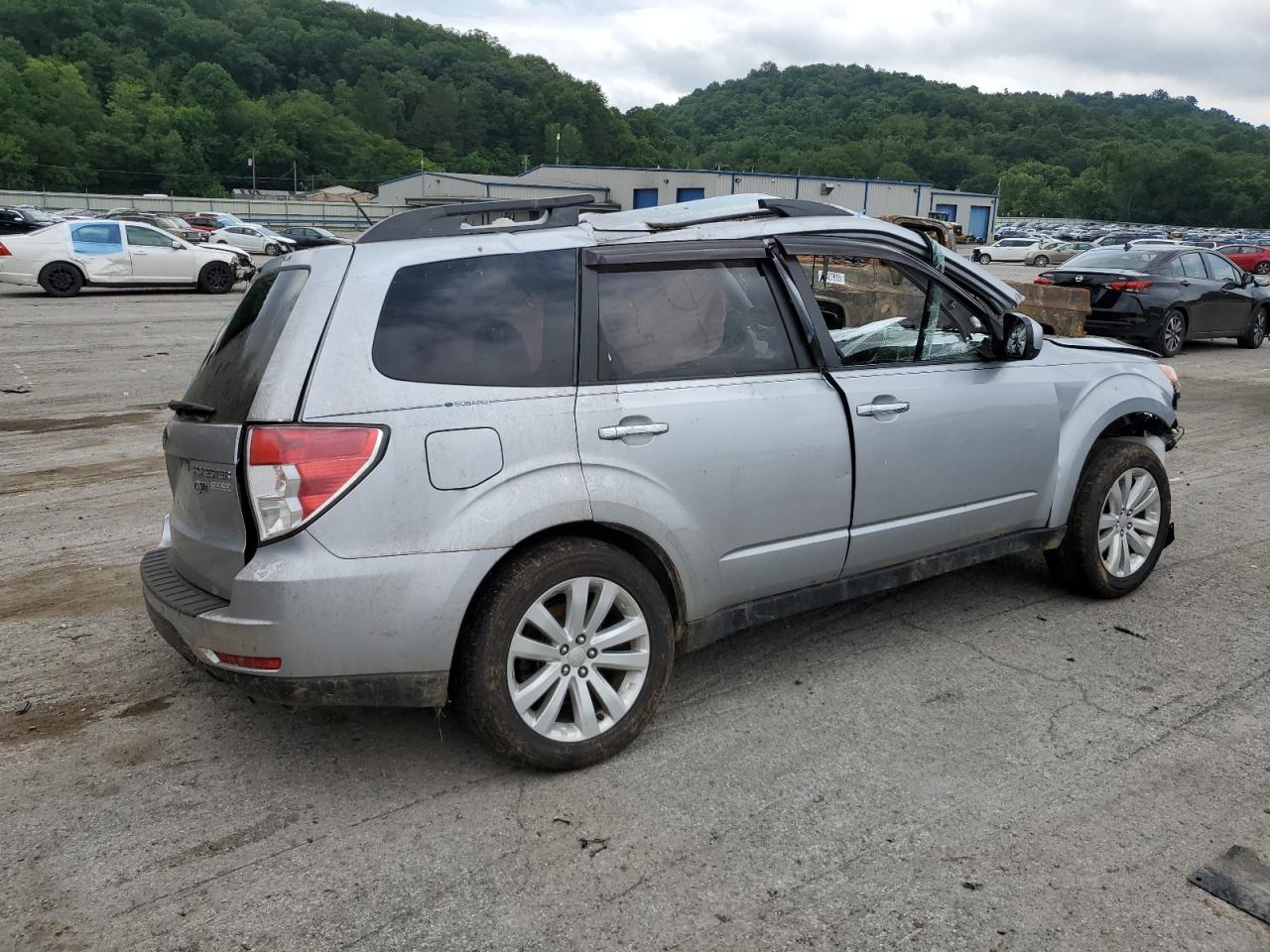 SUBARU FORESTER 2.5X PREMIUM