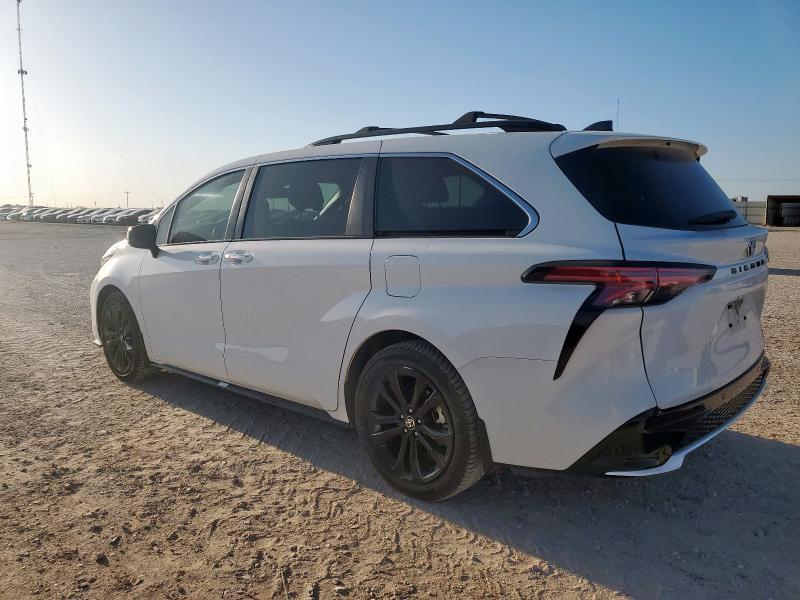 2022 TOYOTA SIENNA XSE 5TDXRKEC8NS108048