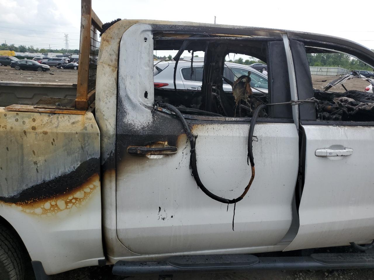 CHEVROLET SILVERADO K1500 LT