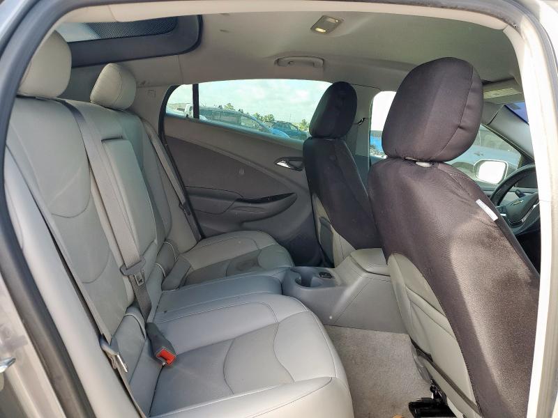 2018 CHEVROLET VOLT LT - 1G1RA6S57JU117447
