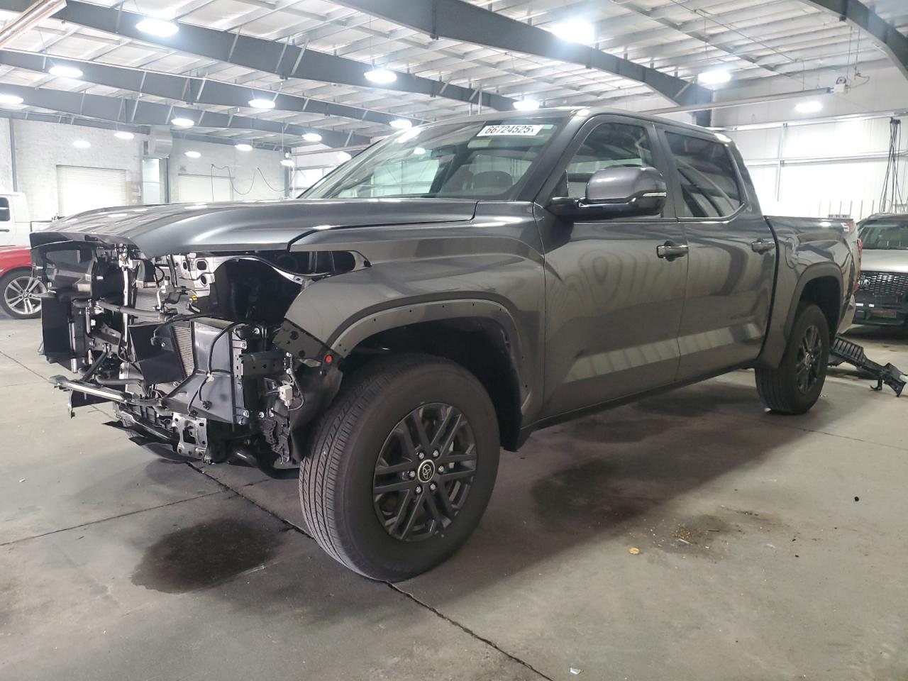 TOYOTA TUNDRA CREWMAX SR