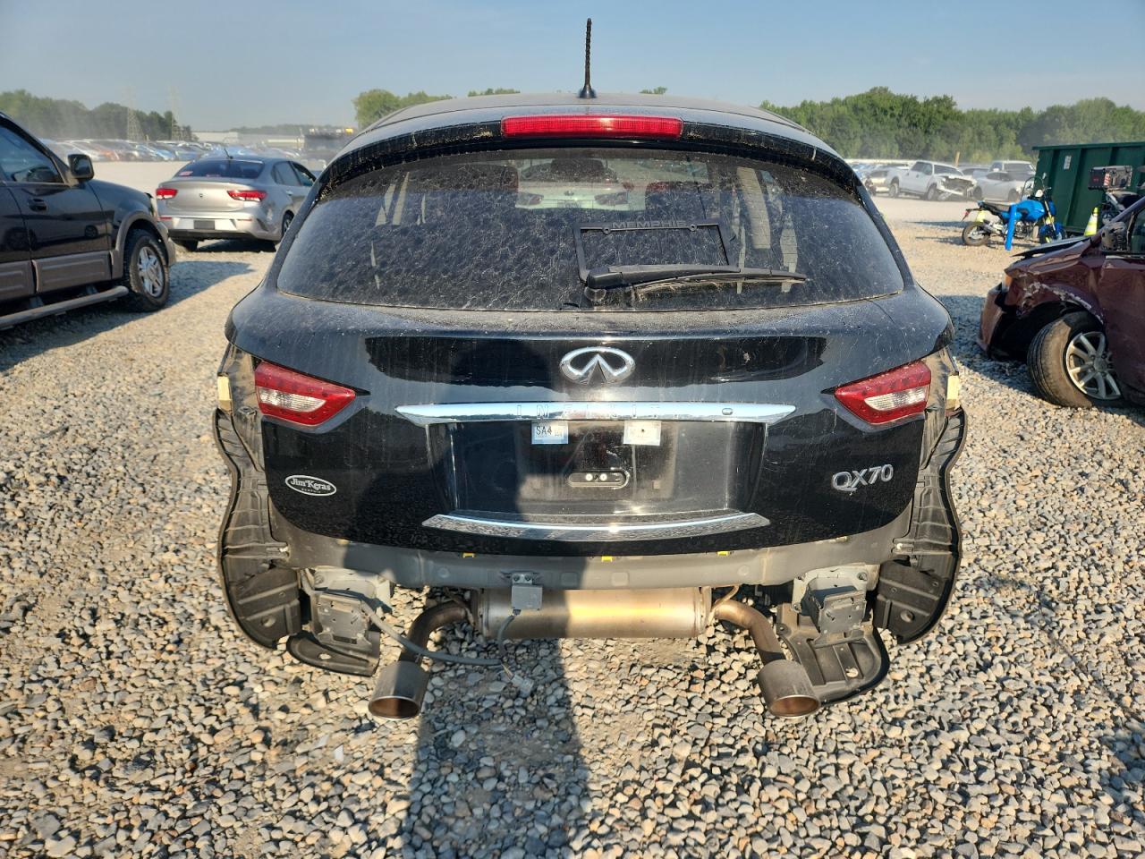 INFINITI QX70