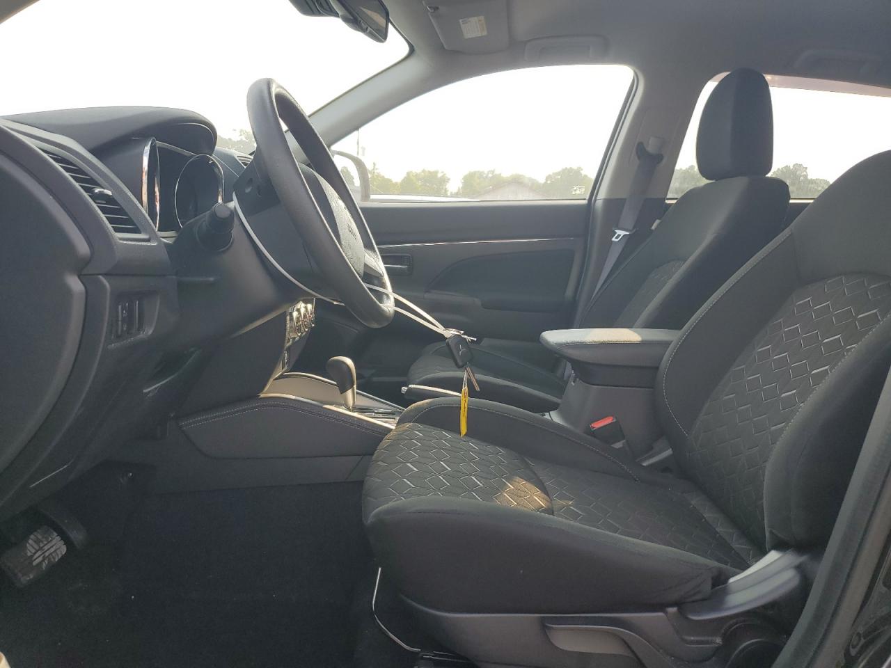 MITSUBISHI OUTLANDER S/SE