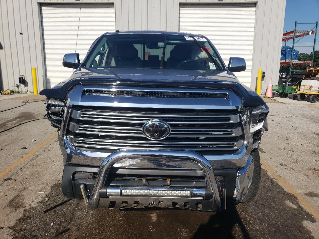 TOYOTA TUNDRA DOUBLE CAB LIMITED