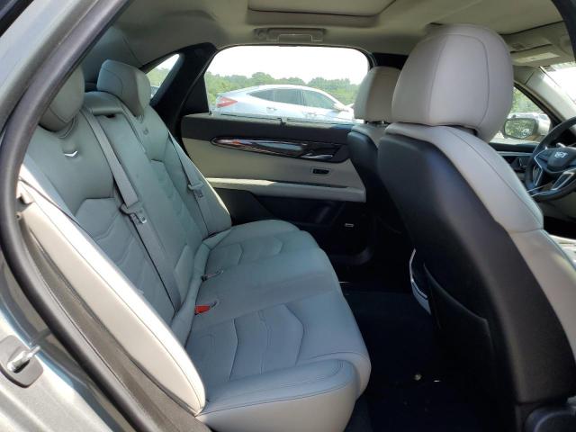 2017 CADILLAC CT6 LUXURY 1G6KD5RS7HU139371