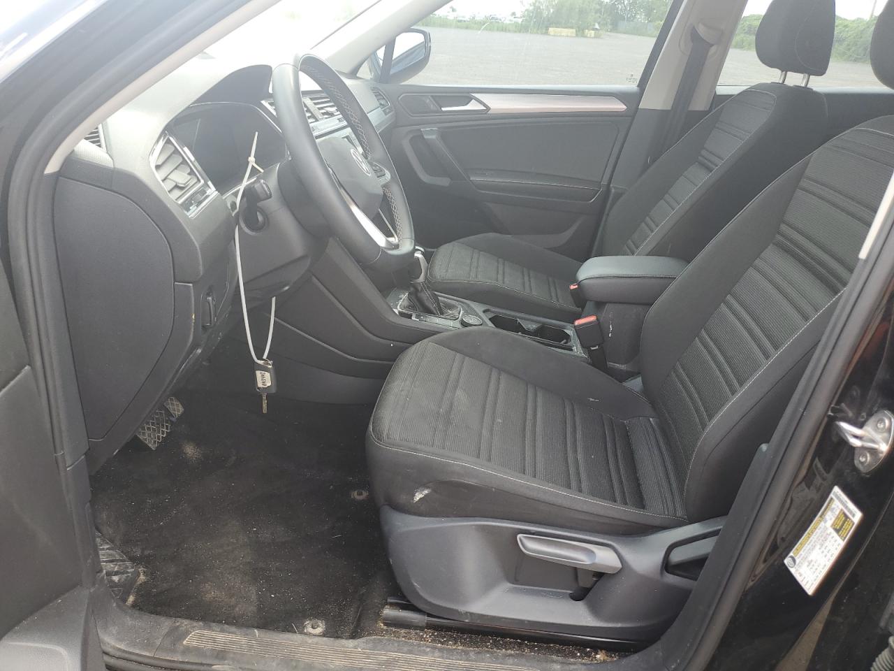 Volkswagen Tiguan s 2023