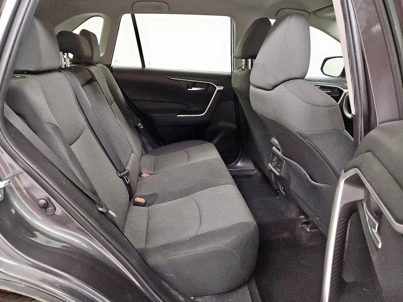2021 TOYOTA RAV4 XLE - 2T3P1RFV1MC246030