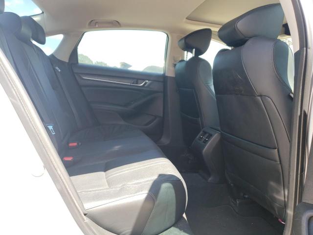 2018 HONDA ACCORD TOU 1HGCV1F92JA152014