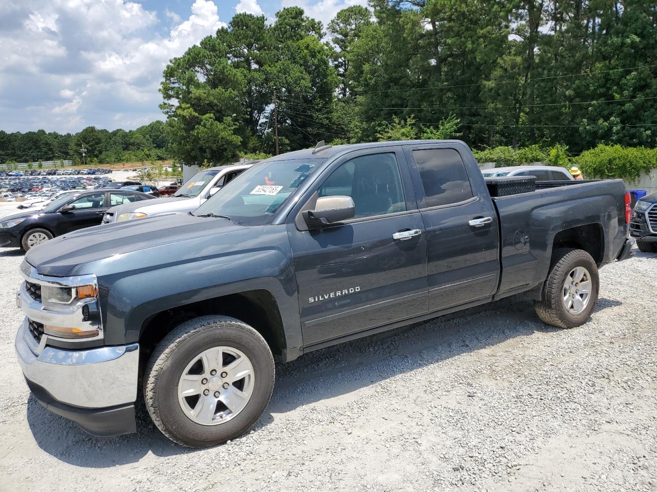 Lot #3197010221 2019 CHEVROLET SILVERADO